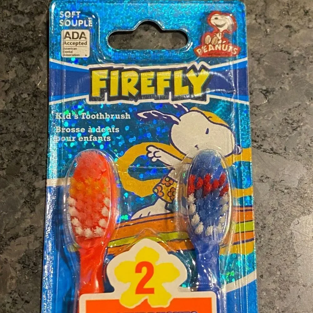 VINTAGE PEANUTS SNOOPY FIREFLY SUMMER SURF CHILDREN'S SOFT TOOTHBRUSHES - 2 PACK